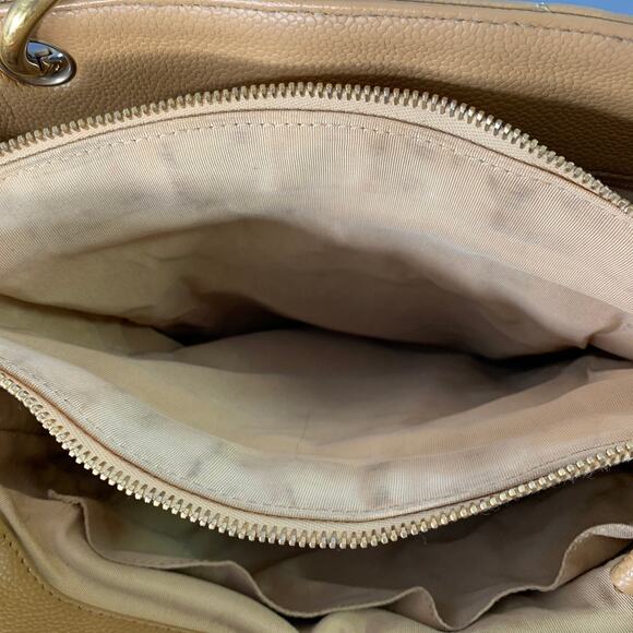 CHANEL Vintage GST Caviar Grand Shopping Tote Beige Gold Quilted Leather Handbag - Picture 13 of 16